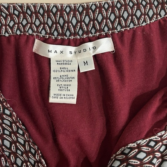Max Studio Geometric Print Long Sleeve Chiffon Dress Burgundy & Gray Size Medium - Picture 8 of 14